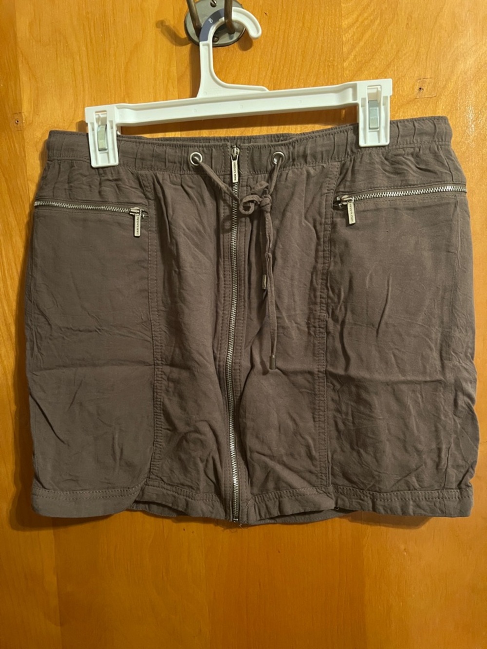 Michael Kors Zip up Skirt in Green/Grey